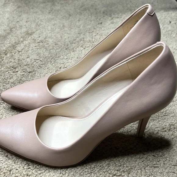 *NINE WEST nude pumps great condition size 7.5 must go!** - Picture 6 of 6